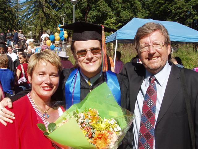 Thib with his parents
